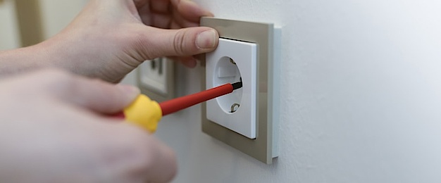 Elektro­installation bei Elektro Klein GmbH in Berg